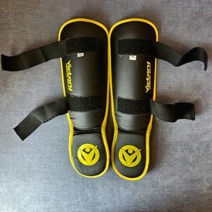 Victory Kids Black & Yellow Shin Guards with Straps